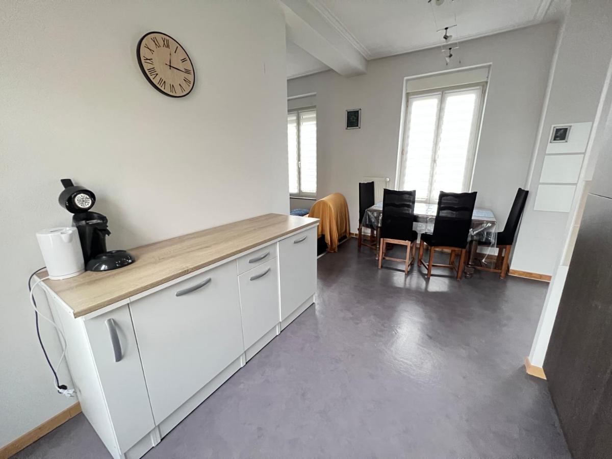 Apartment Mon Spacieux Parking Un-sejour-a-part
